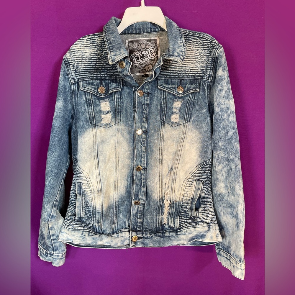 1738 Men’s Distressed Blue Denim Jacket